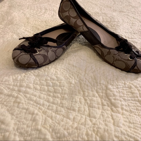 Coach Shoes - Coach Ballet Flats~ Brown ~ Size 9M ~ Closed Toe